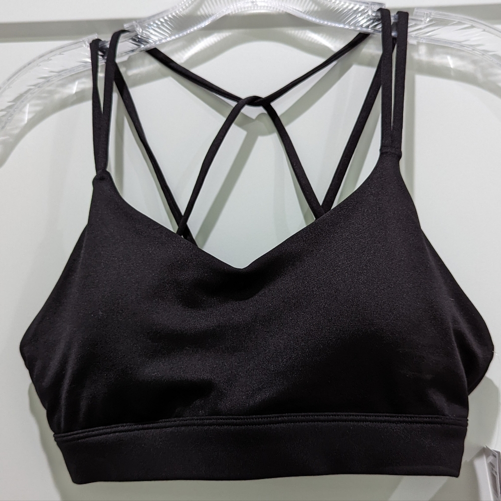 Light support sports bra